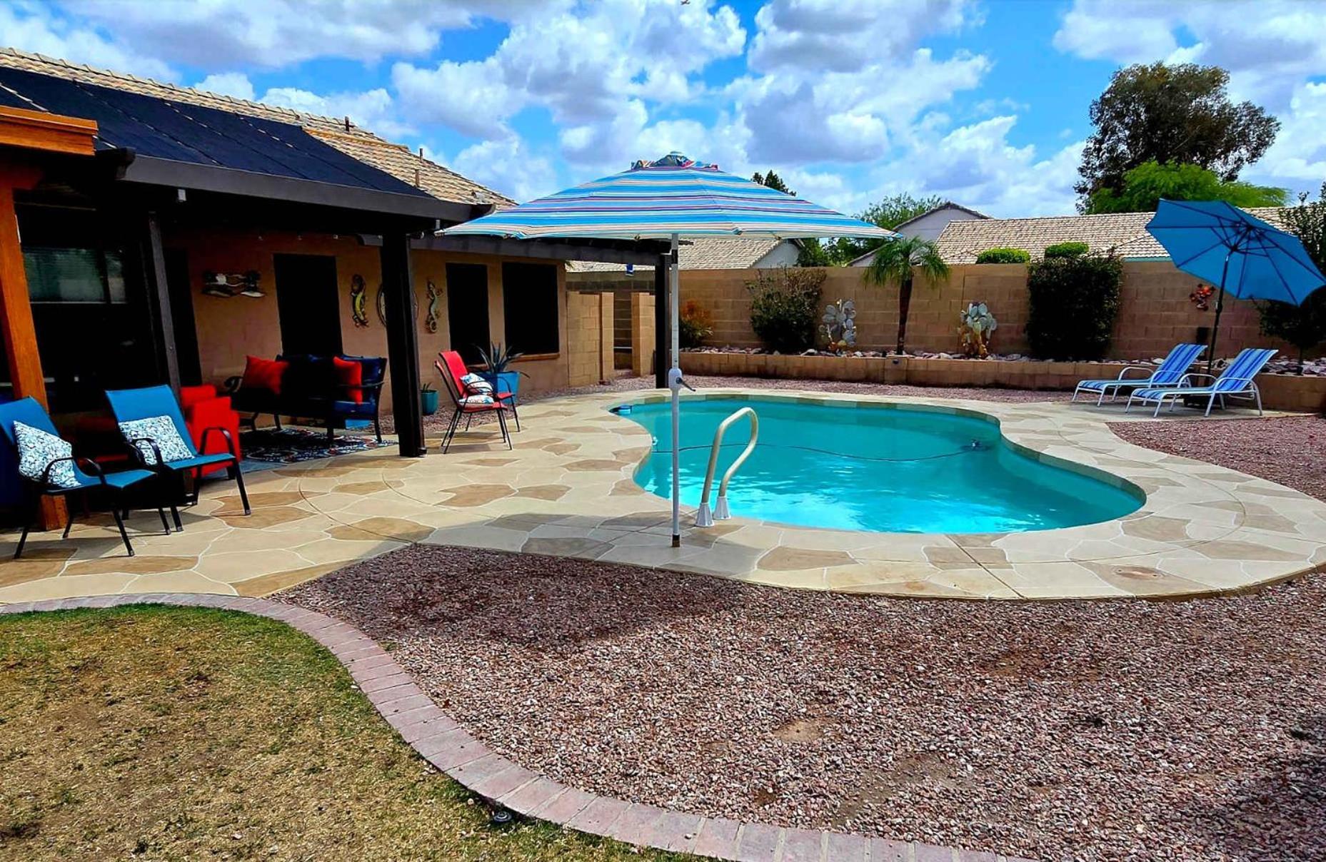 Cozy Home With Pool, Fire Table, Bbq, Rv Parking Mesa Kültér fotó